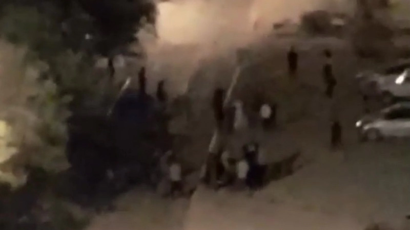 Массовая драка в Актау попала на видео