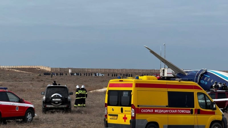 Все казахстанцы погибли - глава Минтранспорта об авиакатастрофе в Актау