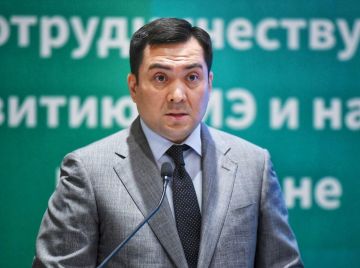 Ерлан Аккенженов принес присягу в качестве министра энергетики Казахстана