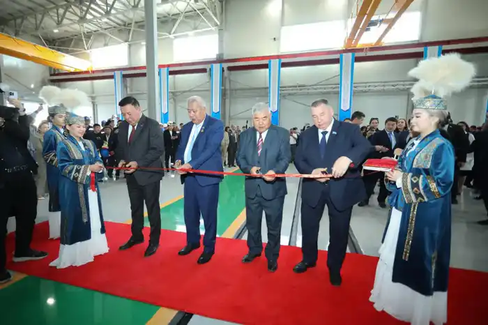 В Жанаозене открыт новый завод для нефтегазовой отрасли (4)