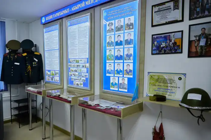 В преддверии Дня Республики в Кокшетау открылась новая казарма (4)