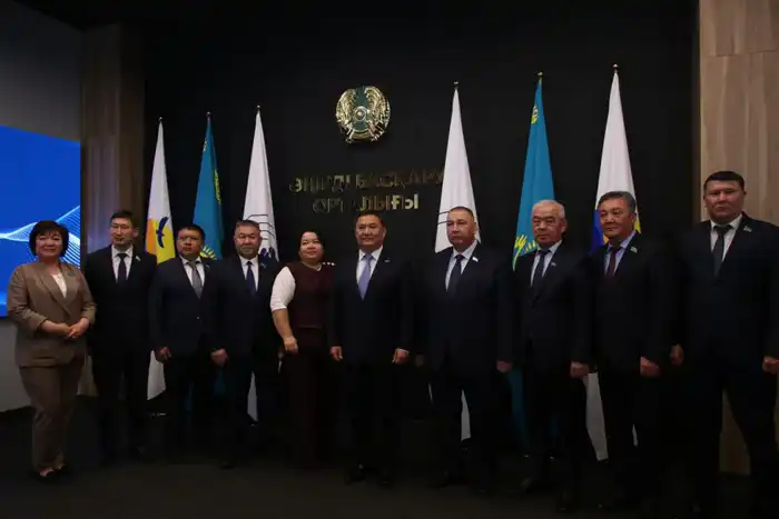 Мангистауские депутаты посетили Акмолинскую область (2)