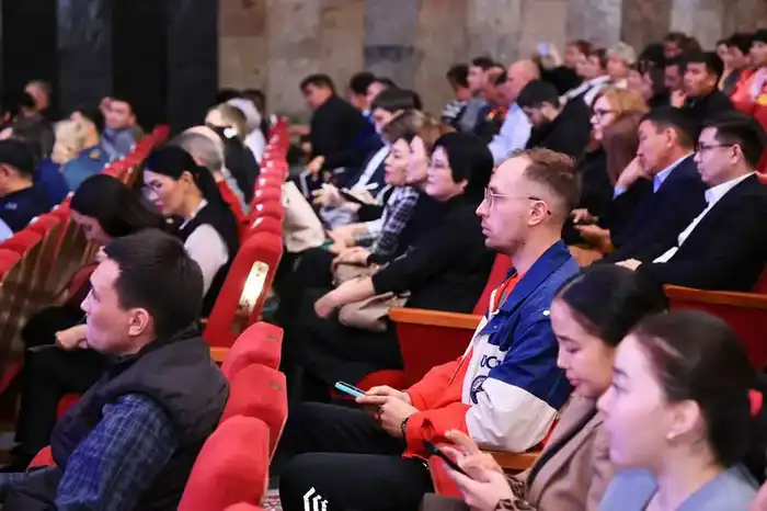 Ермаганбет Булекпаев встретился с жителями Темиртау (9)