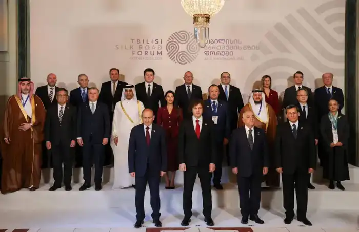 Министр транспорта выступил на сессии «Средний коридор: от надежности к влиянию» в рамках V форума Tbilisi Silk Road Forum (3)