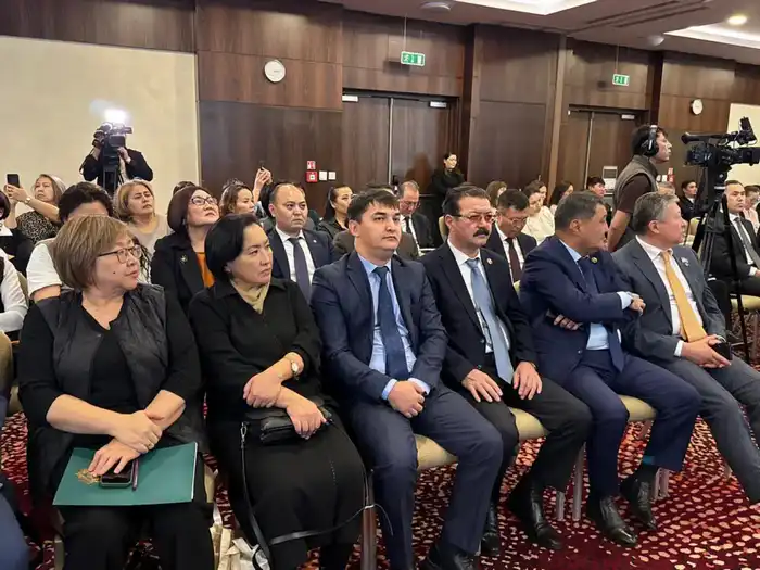 Основные направления экономических реформ обсудили представители госструктур и бизнеса в Астане (2)