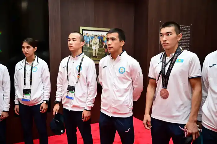 Председатель Комитета по делам спорта отметил достижения юных призеров Азиатских игр - победителей по ММА (7)