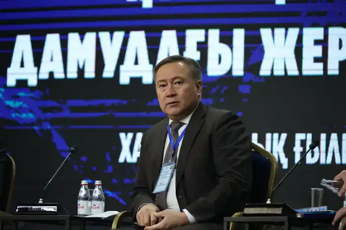 На прошлой неделе в Алматы состоялась научно-практическая конференция по гидрогеологии (7)