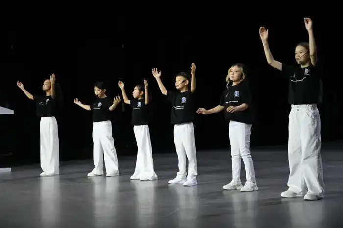 В Астане чествовали опекунов, подаривших детям возможность воспитываться в семье (2)