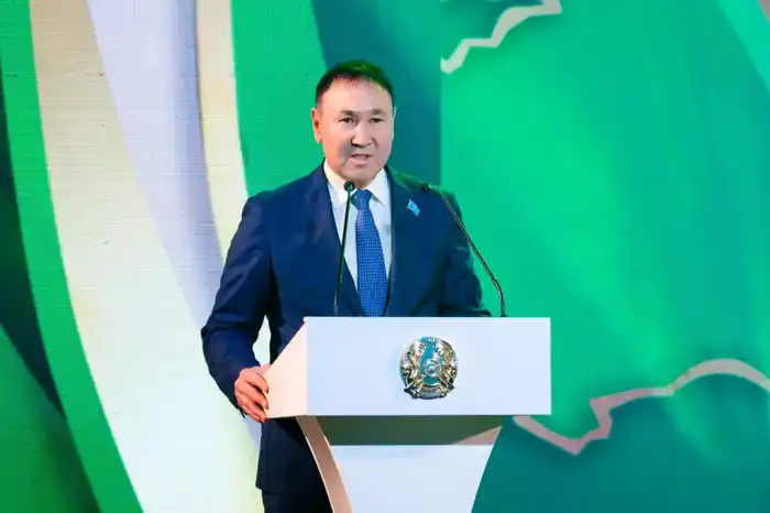 Предприятие «Астана-Зеленстрой», создающее красоту столицы, отметило 75-летие (2)