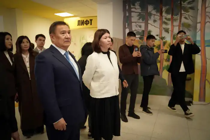 Рабочая поездка министра просвещения Жулдыз Сулейменовой в Акмолинскую область: будут приняты конкретные меры по повышению качества образования в малокомплектных школах (10)