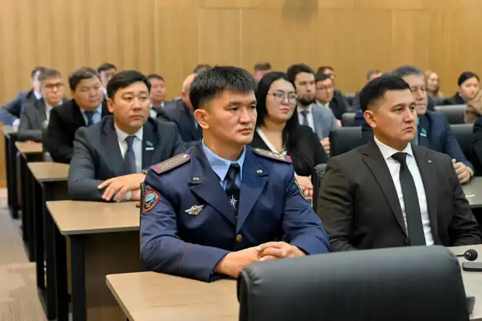 Аким области представил нового акима города Семей (10)