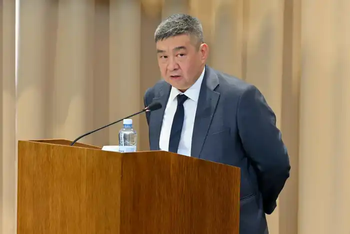 Состоялась внеочередная сессия областного маслихата (3)