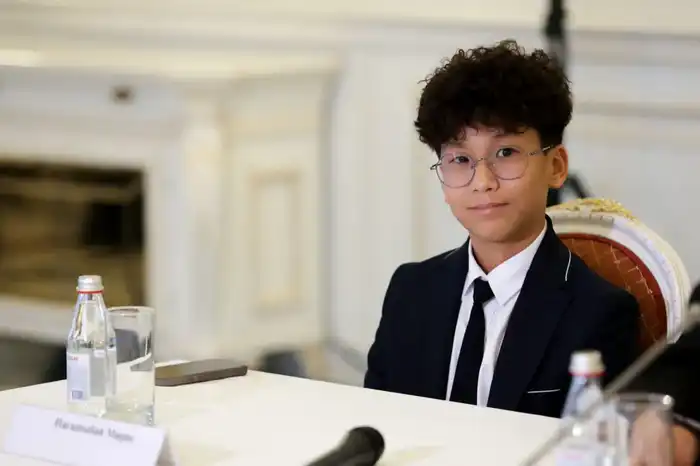 Аида Балаева наградила 18 талантливых победителей и лауреатов (5)