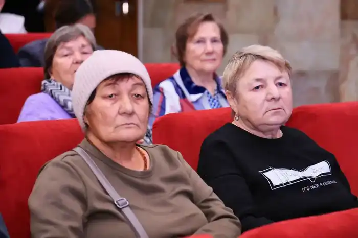 Ермаганбет Булекпаев встретился с жителями Темиртау (10)