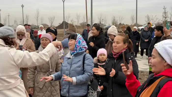 В Астане начались праздничные концерты ко Дню Республики (2)