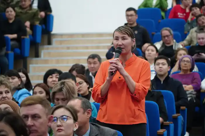 Марат Ахметжанов провел встречу с жителями Шортандинского района (3)