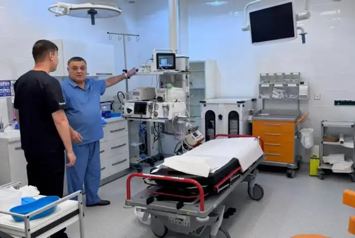 ВЕДУЩИЕ ВРАЧИ ЭНДОСКОПИСТЫ НИИКВБ ПРОВЕЛИ МАСТЕР-КЛАССЫ ДЛЯ УЗБЕКСКИХ КОЛЛЕГ (2)