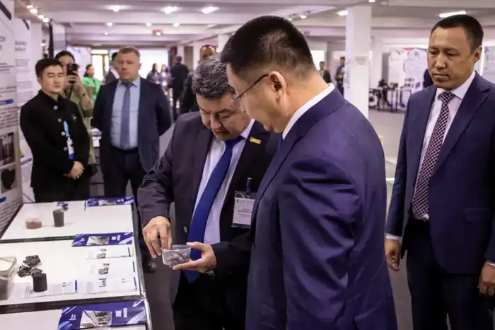 ToU расширяет партнерство с акиматом и предприятиями для подготовки кадров (3)