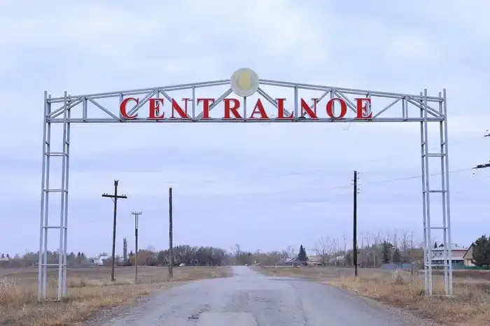 В Карагандинской области в День Республики открыли новые медицинские объекты (3)