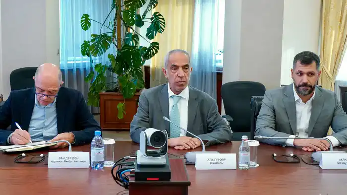 Серик Жумангарин обсудил с президентом компании Al Khaleej Sugar ход реализации проекта строительства крупнейшего сахарного завода в Казахстане (3)