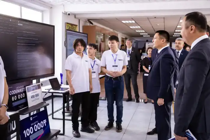 ToU расширяет партнерство с акиматом и предприятиями для подготовки кадров (4)