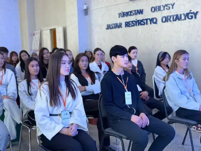 МЧС провело региональные форумы волонтёров в сфере предупреждения и ликвидации чрезвычайных ситуаций (2)