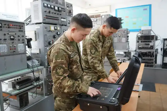 В учебном центре «Бітімгер» проверили готовность миротворцев к международной миссии (3)