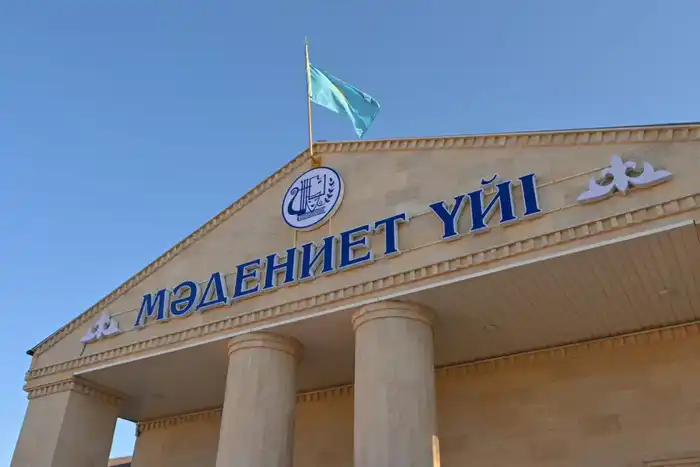 В городе Шар открылся обновленный Дом культуры (6)