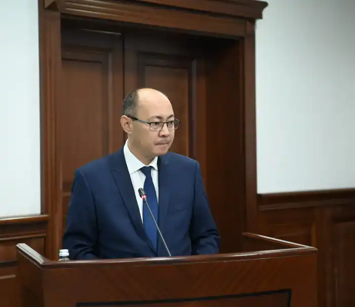 Обсуждены итоги социально-экономического развития и исполнения республиканского бюджета (2)