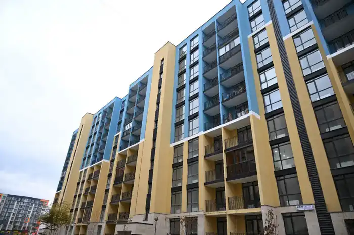 В Алматы активно реализуются программы по строительству и реновации жилья (4)