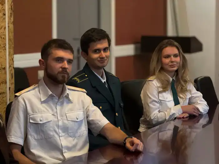 В Санкт-Петербурге состоялась встреча представителей КГД МФ РК со студентами Российской таможенной академии (2)
