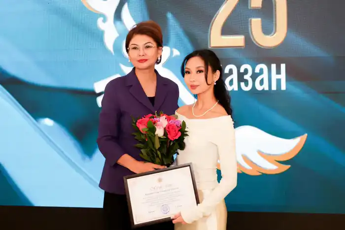 Аида Балаева наградила 18 талантливых победителей и лауреатов (3)