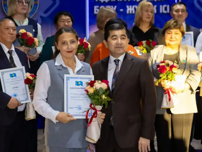 В ВКО отметили лучших социальных работников (4)