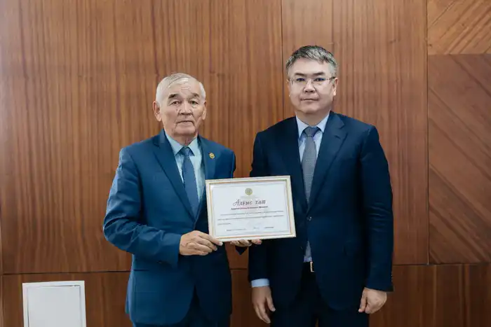 В Атырауской области обсудили вопросы реализации послания Президента (5)