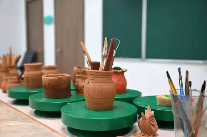 Глава государства ознакомился с деятельностью творческо-инновационной академии «Сыр жұлдыздары» (8)