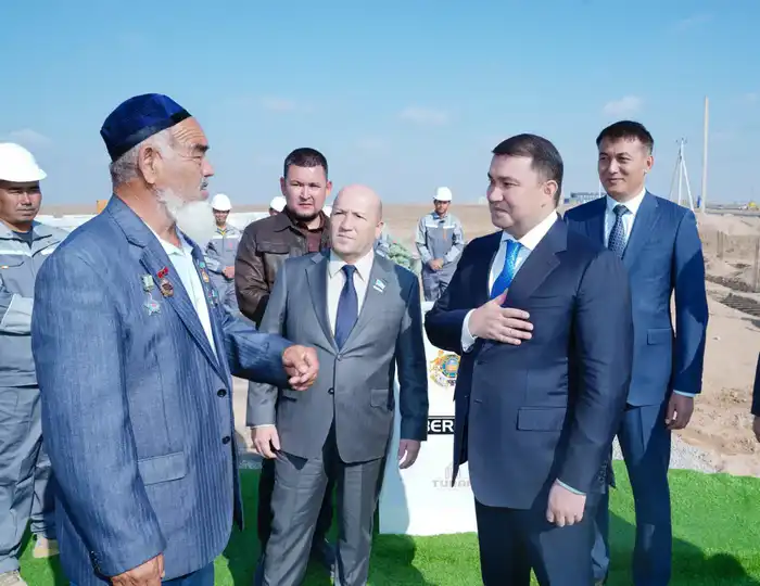 ТУРКЕСТАН: ЗАЛОЖЕНА КАПСУЛА НОВОГО ПРОИЗВОДСТВА СТОИМОСТЬЮ 7 МЛРД ТЕНГЕ НА ТЕРРИТОРИИ СПЕЦИАЛЬНОЙ ЭКОНОМИЧЕСКОЙ ЗОНЫ «TURAN» (9)