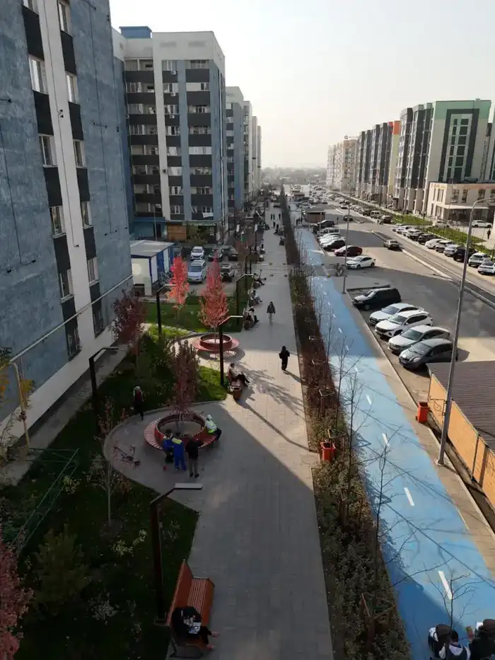 Ко Дню Республики в Наурызбайском районе Алматы открылось новое прогулочное пространство (2)