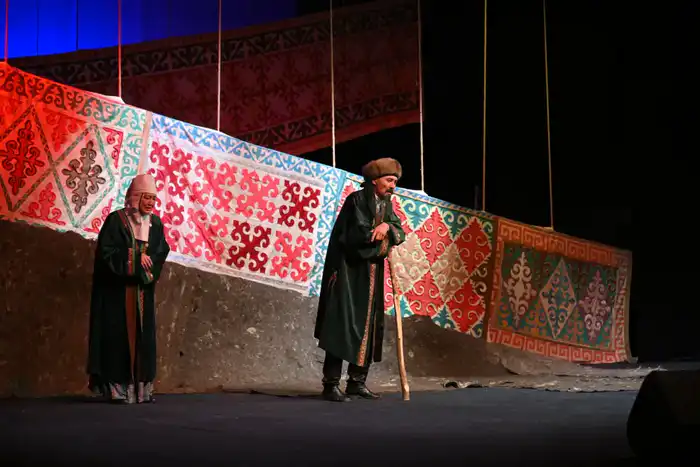 В Шымкенте был показан спектакль «Абай айтқан «Еңлік-Кебек» (8)