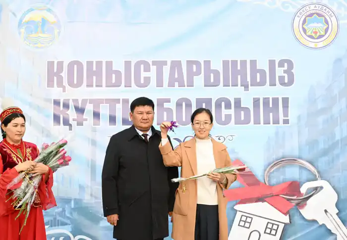В области Жетісу сдали в эксплуатацию дом для медиков и педагогов (9)