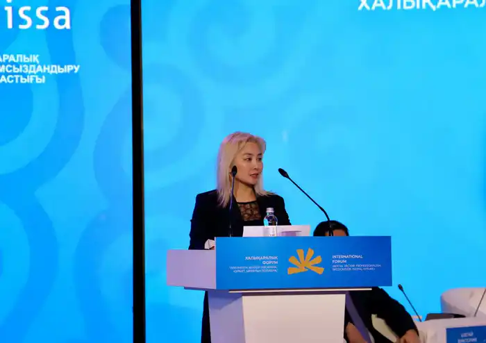 Вопросы цифровизации в социальной сфере обсудили отечественные и международные эксперты в Астане (2)