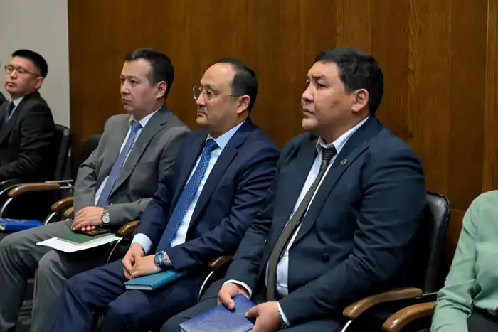 В области Абай обсудили актуальные вопросы развития агропромышленного комплекса и сельских территорий (8)