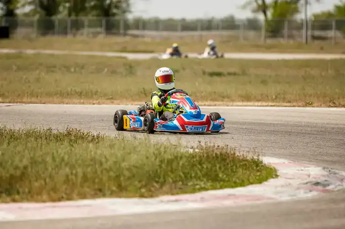 Сборная Карагандинской области победила на чемпионатах Казахстана по картингу (9)
