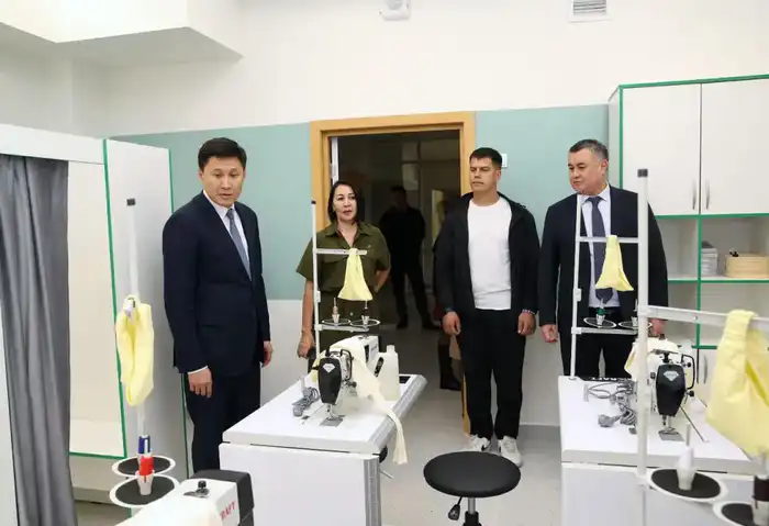 В Алматы ко Дню Республики открыли четыре новые школы (5)