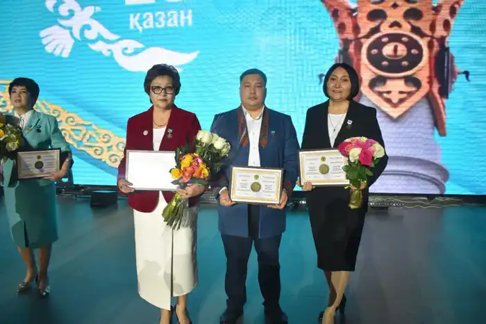 Три педагога из области Абай стали обладателями звания «Лучший педагог – 2025» (3)
