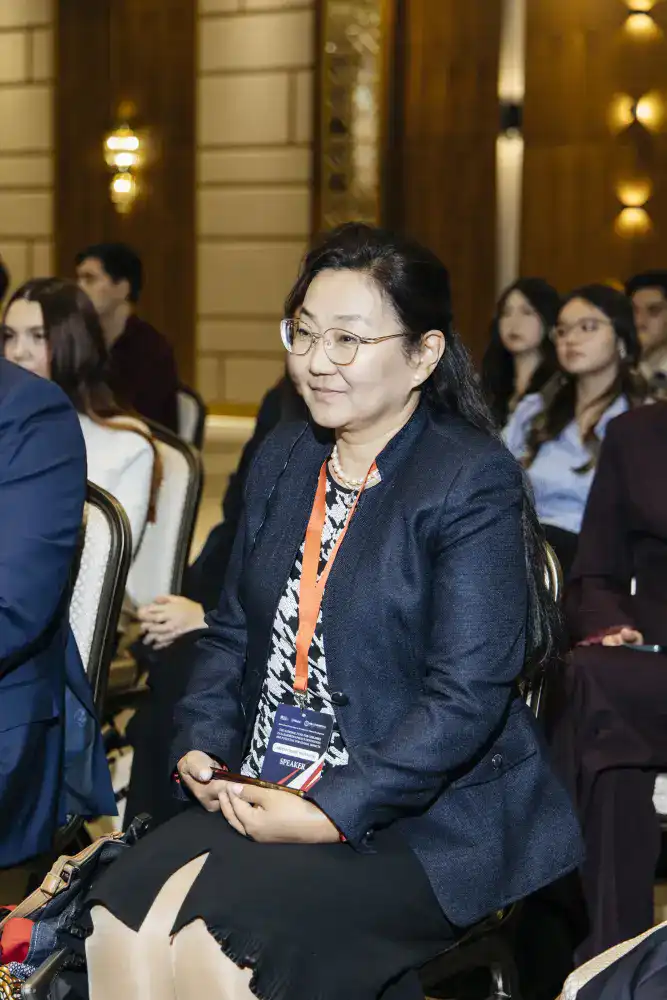 Международные эксперты обсудили в MNU реализацию программы «Нацфонд – детям» (6)