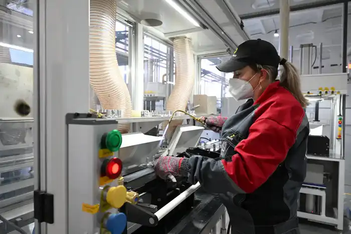 В области Жетісу начали производить новый тип аккумуляторных батарей (7)