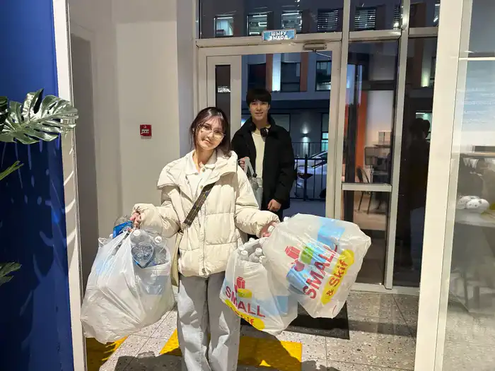 Вместе за чистоту! Молодежь Ауэзовского района запускает «Plastic Hunt» в рамках республиканской акции «Таза Қазақстан»! (5)