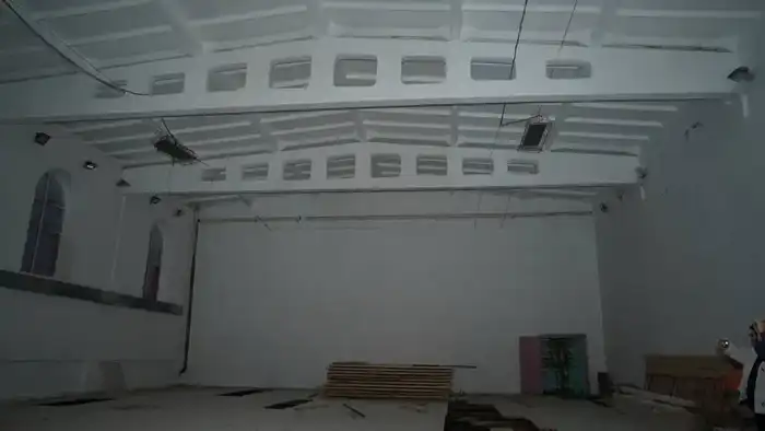 В спорткомплексе села Привольное Уланского района проводится капремонт (3)