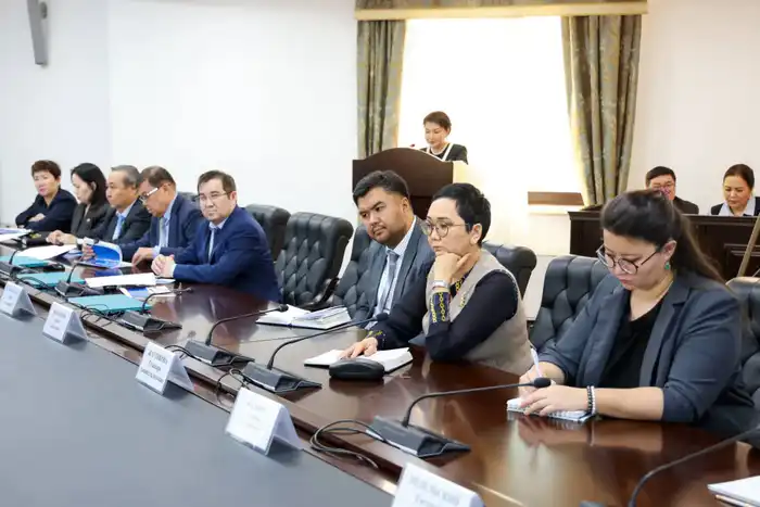 В Высшем Судебном Совете Республики Казахстан состоялось очередное аппаратное совещание (2)