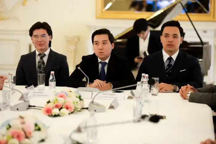 Аида Балаева наградила 18 талантливых победителей и лауреатов (6)